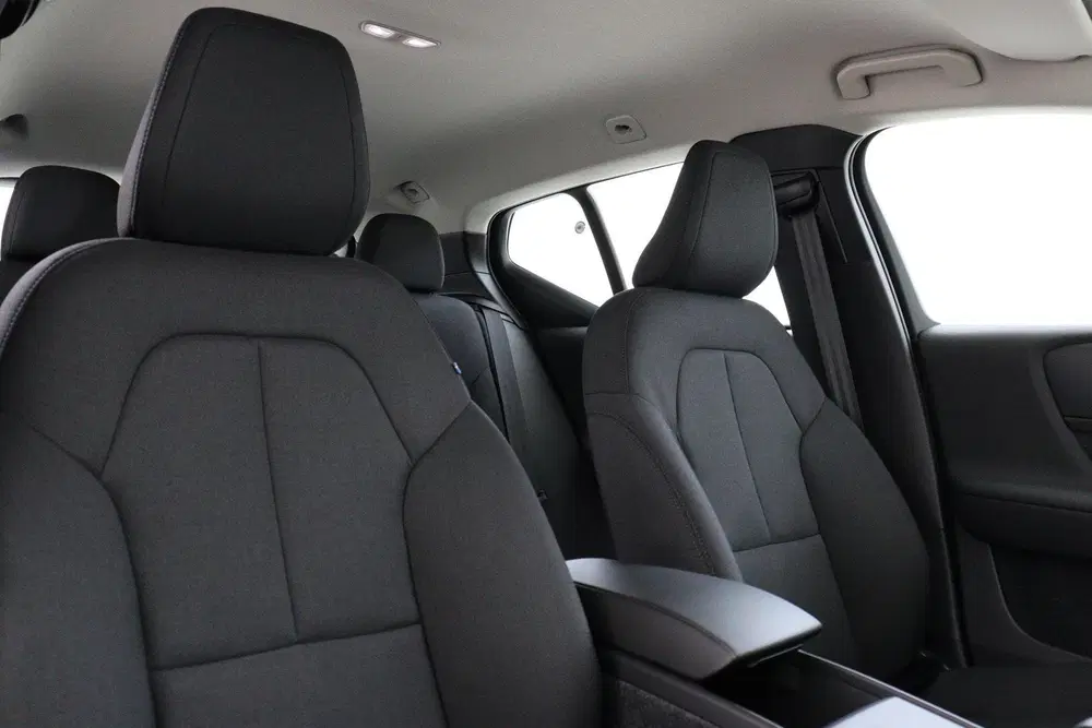 Volvo EX40 SINGLE MOTOR ESSENTIAL 70 kWh -CAMERA uit 2026, foto 12