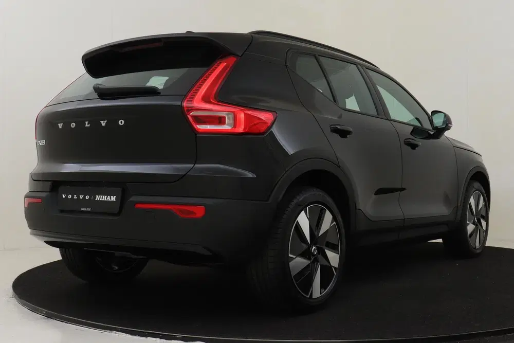 Volvo EX40 SINGLE MOTOR ESSENTIAL 70 kWh -CAMERA uit 2026, foto 3