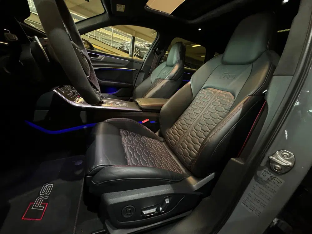 Audi RS6 TFSI quattro Ceramic uit 2019, foto 10