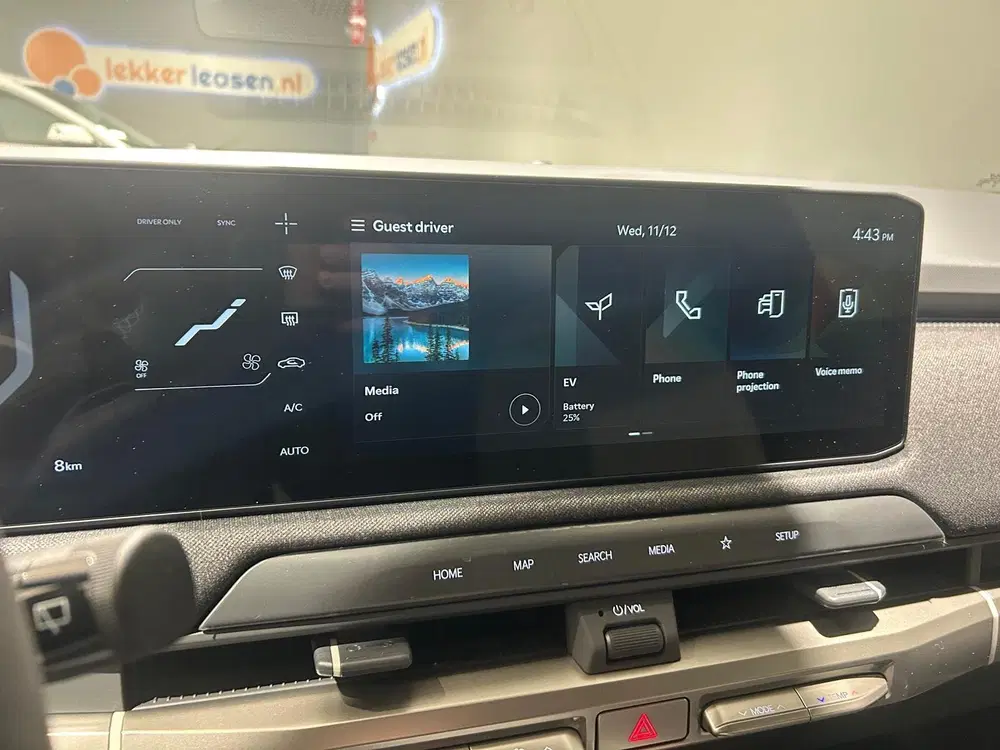 Kia EV3 81 uit 2026, foto 10