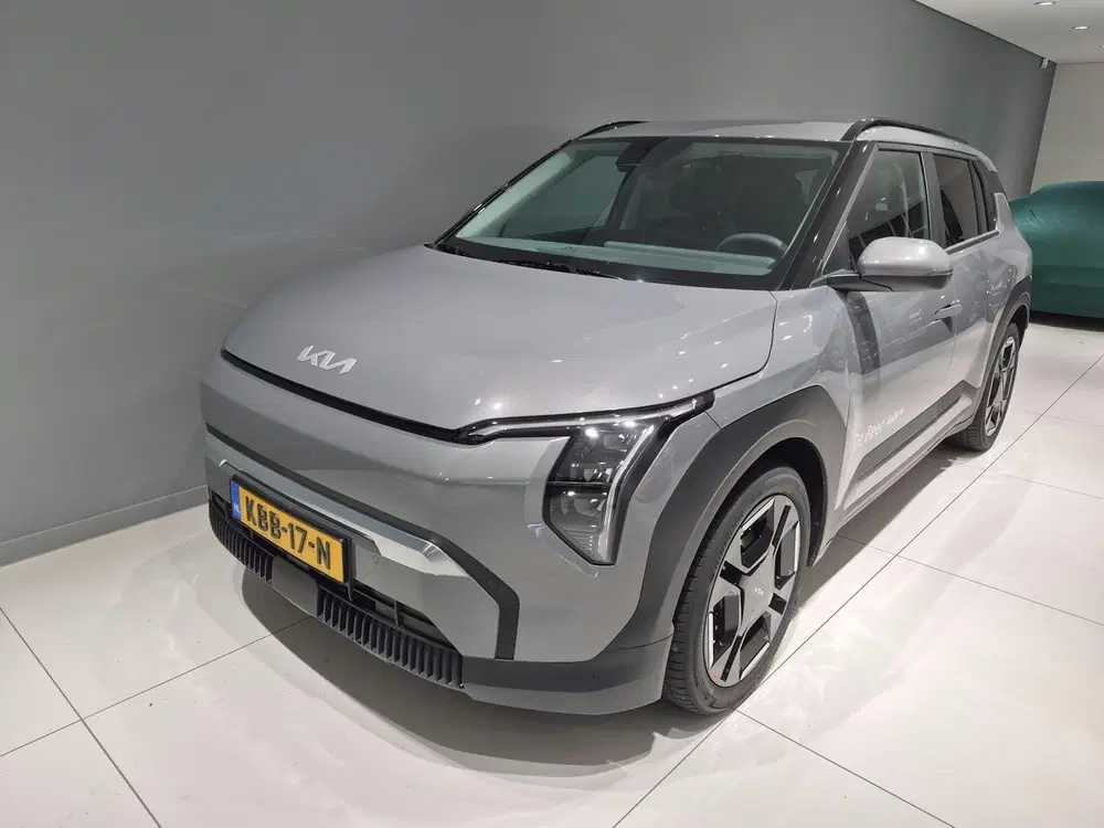 Kia EV3 81 uit 2026, foto 3