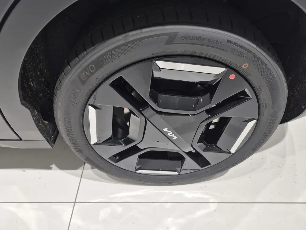 Kia EV3 81 uit 2026, foto 6