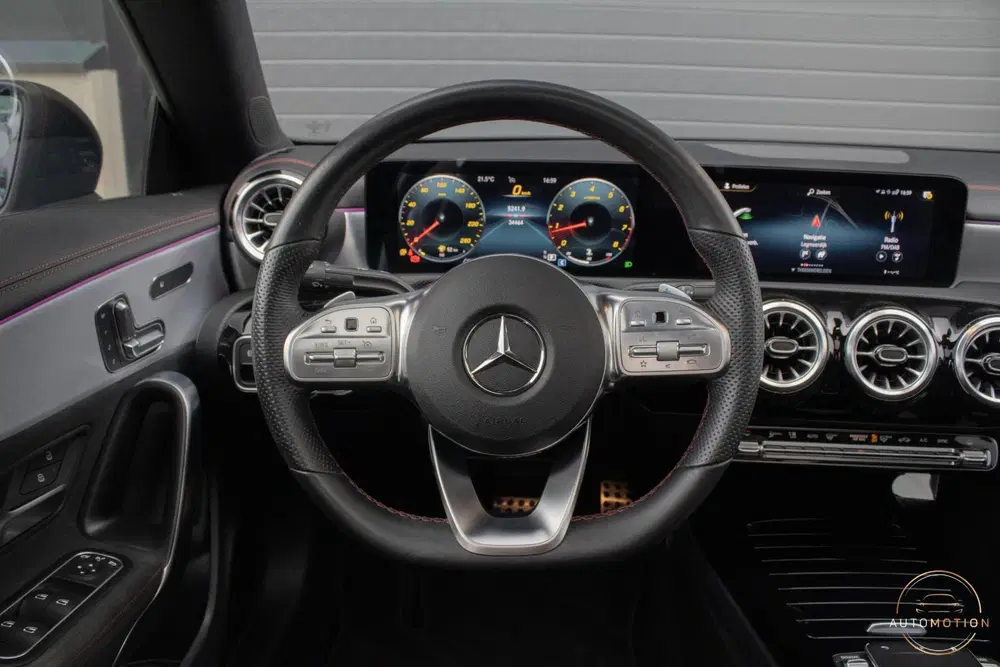 Mercedes-Benz CLA 200 AMG Line PANO MEMORY BURMESTER uit 2022, foto 15