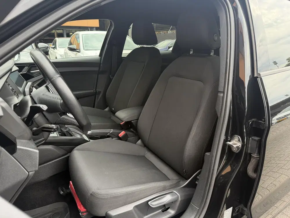 Audi A1 35 TFSI Pro Line Navi uit 2020, foto 4