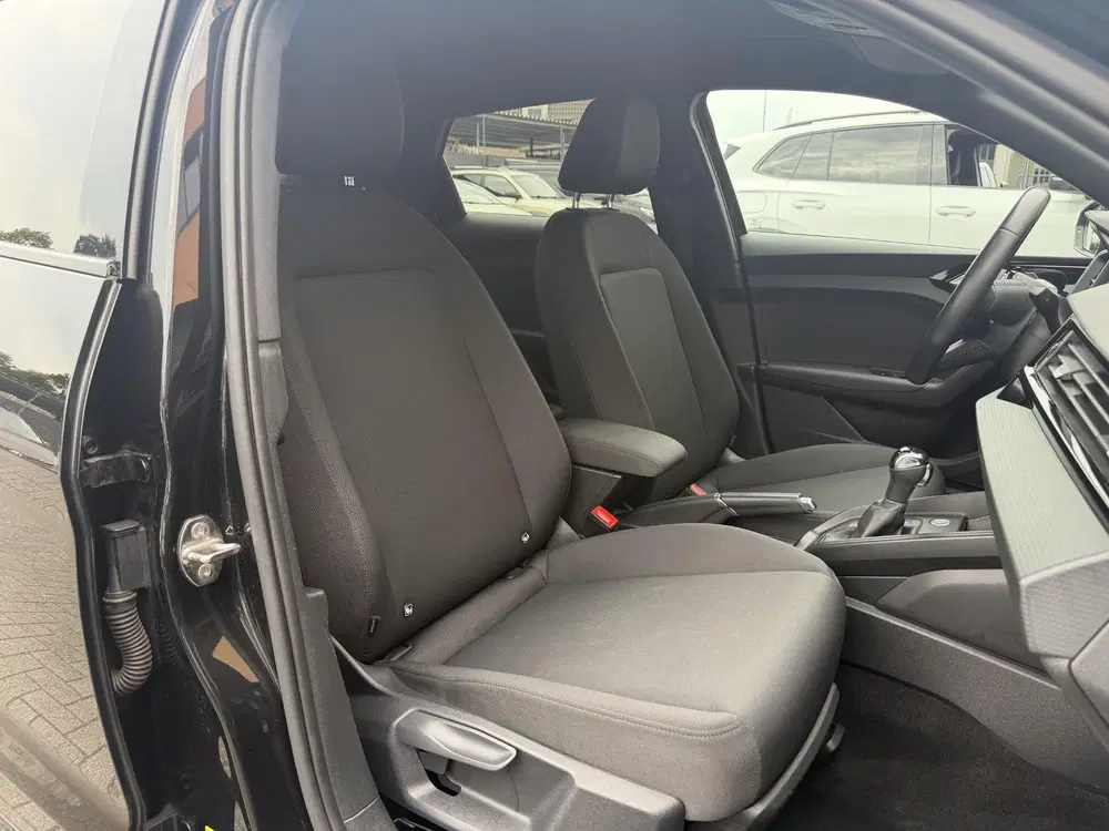 Audi A1 35 TFSI Pro Line Navi uit 2020, foto 5
