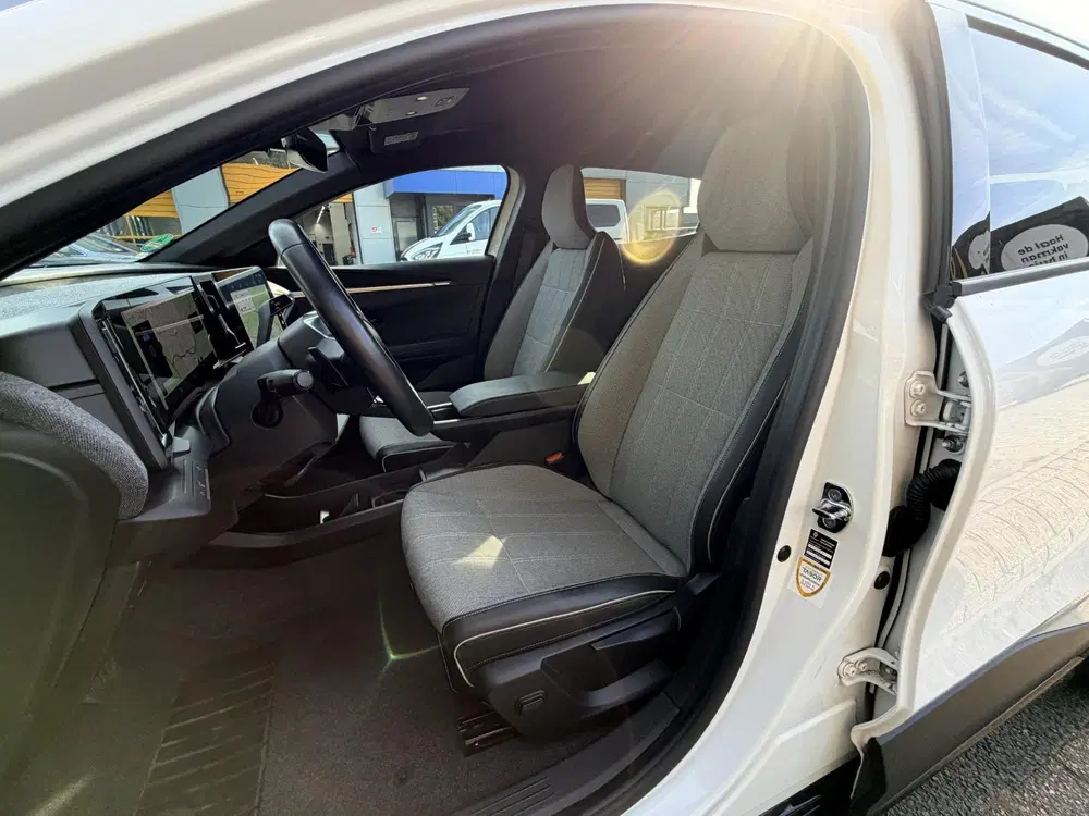 Renault Megane E-Tech EV60 Techno 220PK•Warmtepomp•ACC uit 2022, foto 14