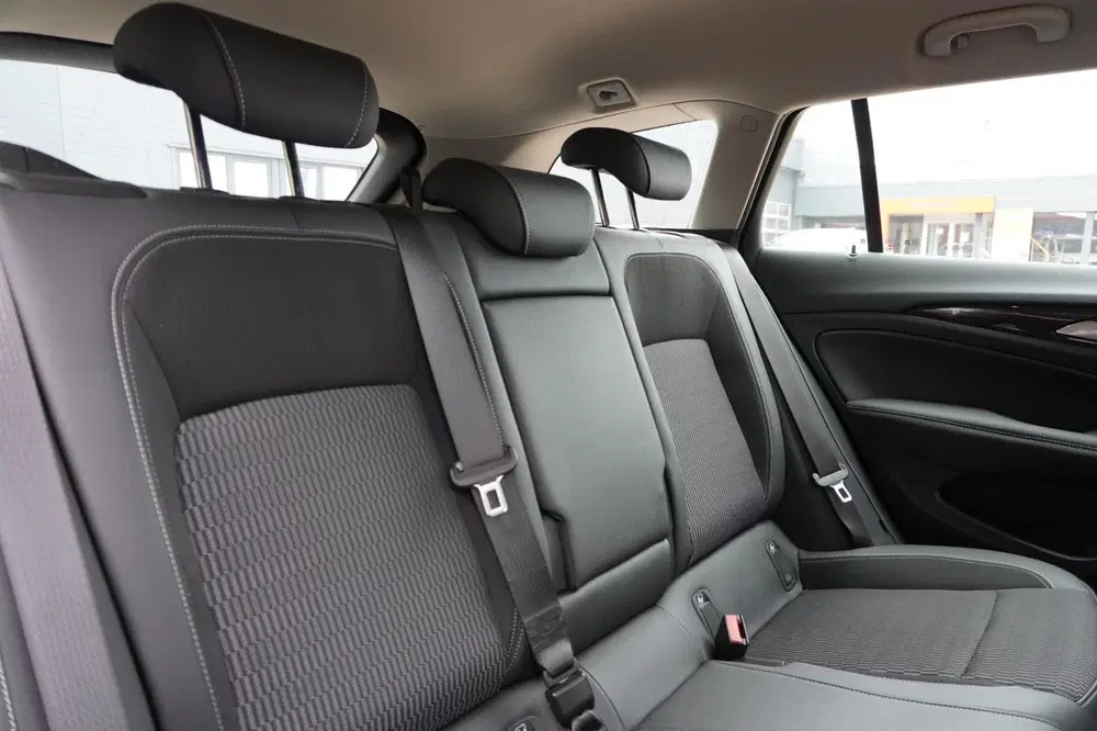 Opel Insignia 1.5 Turbo Business Executive uit 2020, foto 14