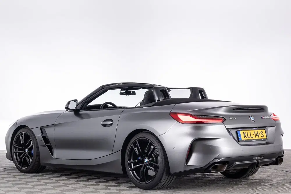 BMW Z4 M40i High Executive M-Sport Frozen Grey uit 2022, foto 2