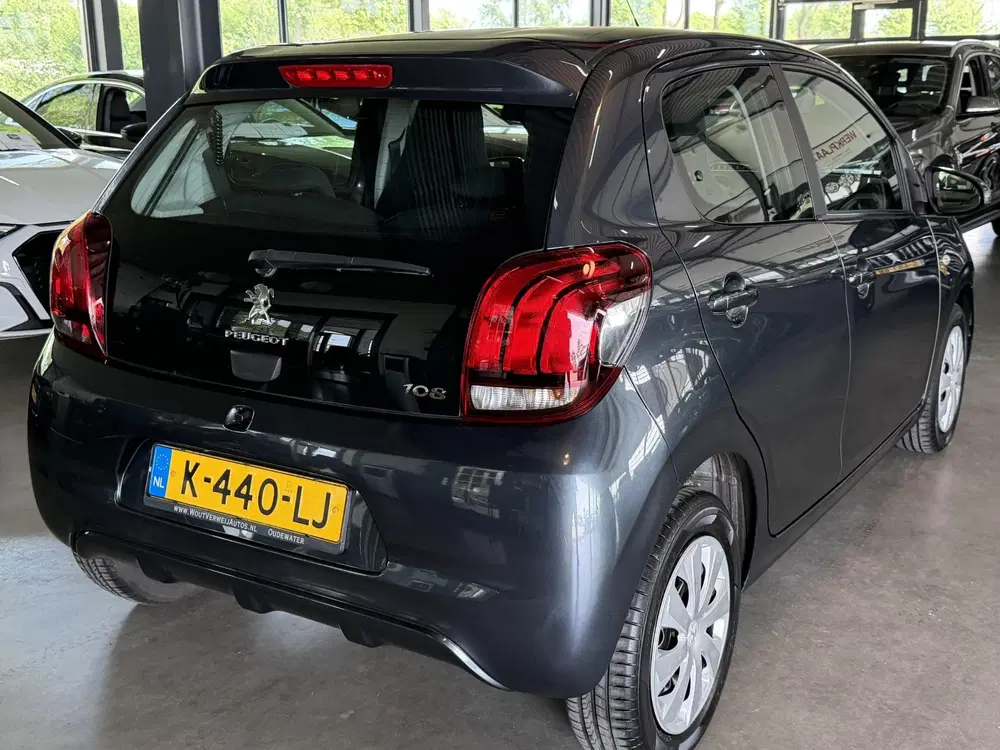 Peugeot 108 1.0 e-VTi Active CarPlay uit 2021, foto 4