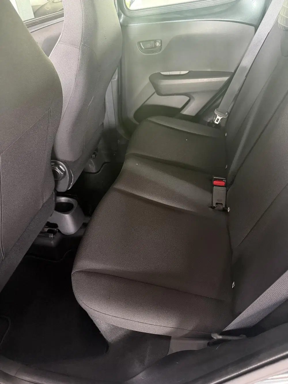 Peugeot 108 1.0 e-VTi Active CarPlay uit 2021, foto 9