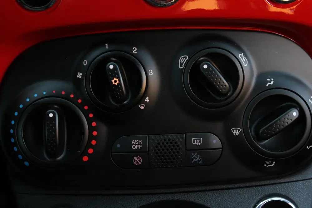Fiat 500 0.9 TwinAir Turbo Young I Airco I Navi I C uit 2020, foto 13