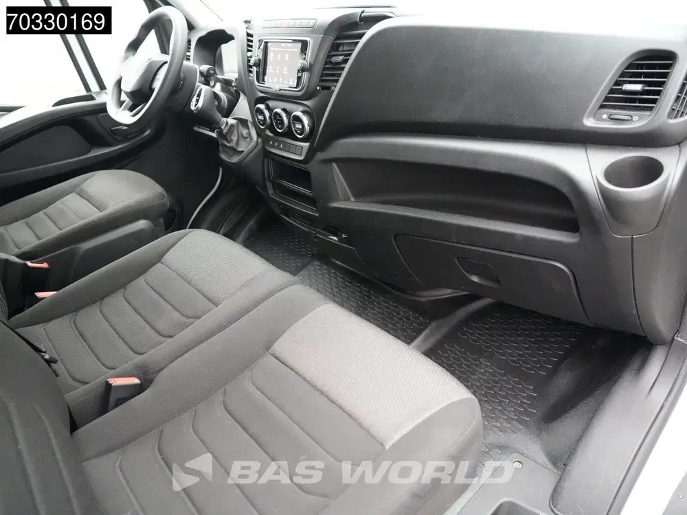 Iveco Daily Automaat L2H2 Airco Cruise Camera 3 uit 2023, foto 12