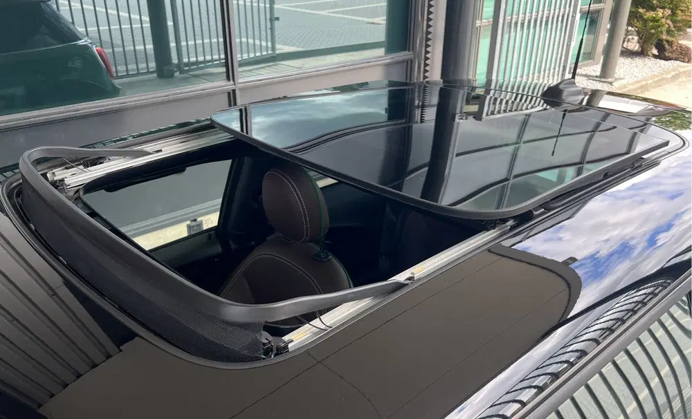 Mini Cooper 1.5 Cooper 60 Years Edition uit 2019, foto 10
