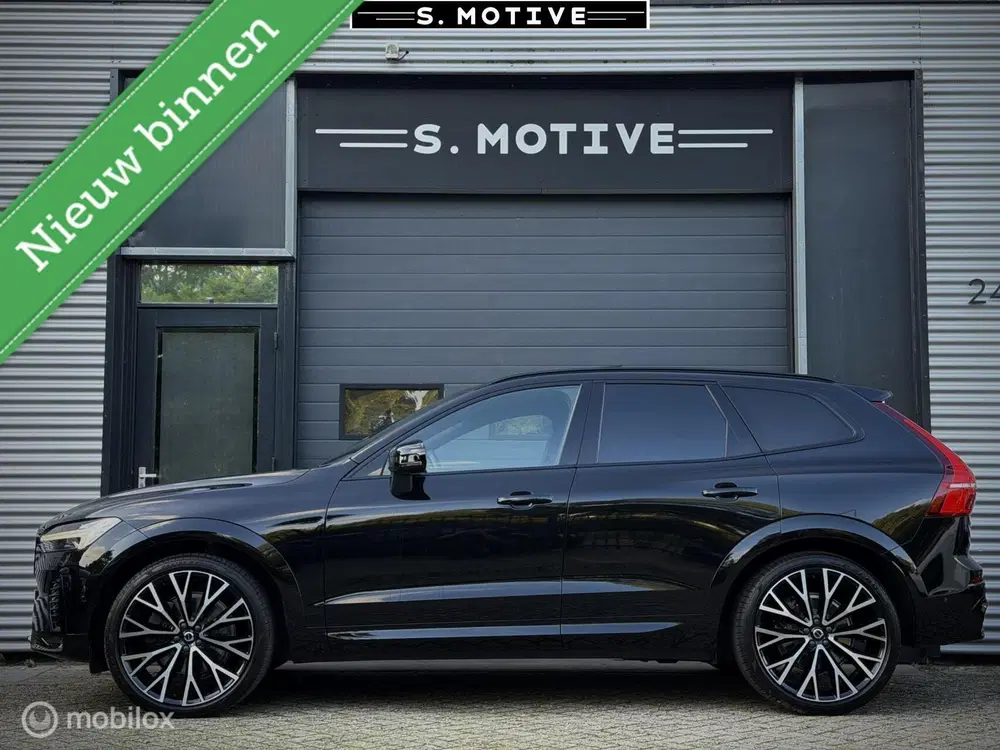 Volvo XC60 2.0 B5 R-Design Dark 360° uit 2022
