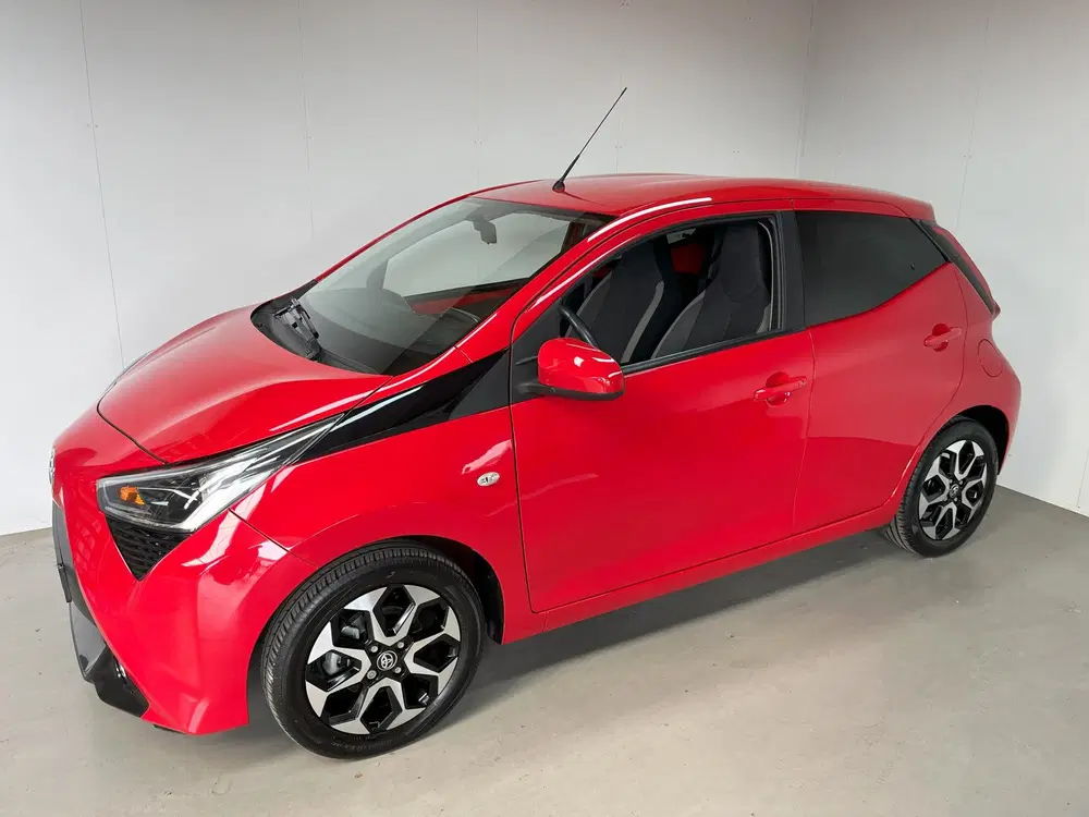 Toyota Aygo 1.0 VVT-i x-joy Automaat 1e eig dealer ond uit 2020, foto 2
