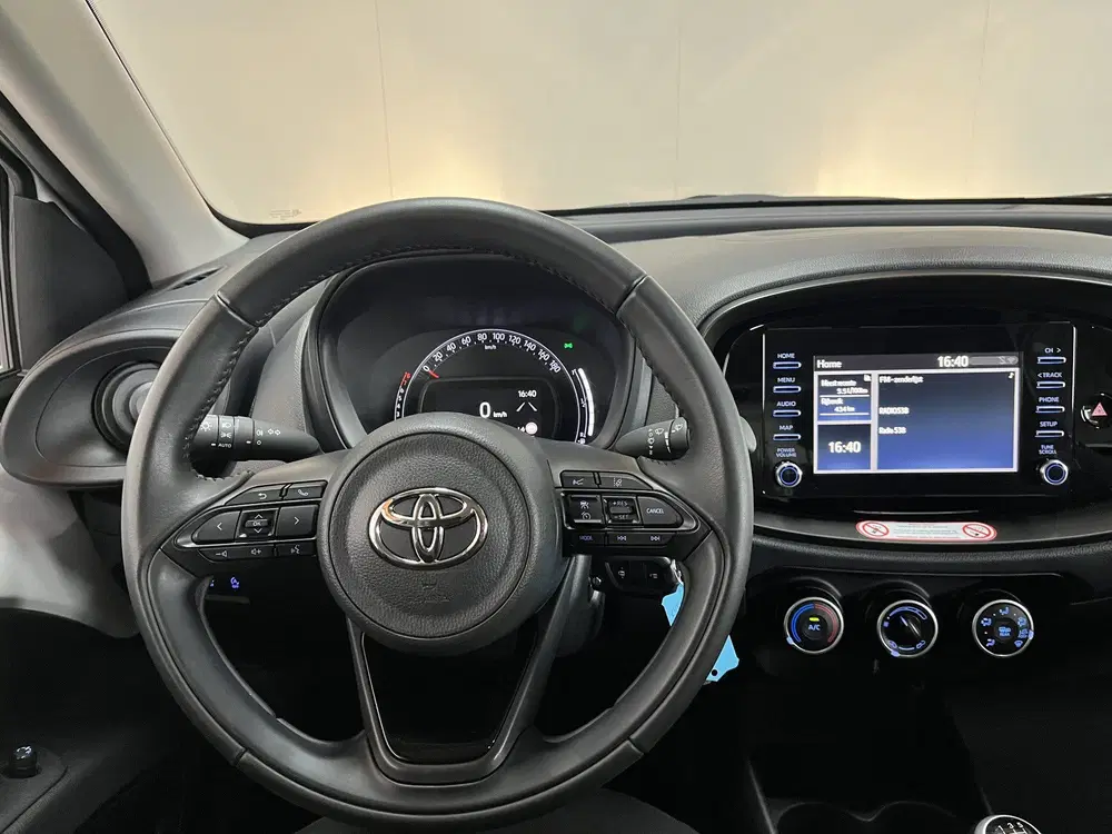 Toyota Aygo X 1.0 VVT-i MT Play Apple Carplay Camera NAP uit 2023, foto 10