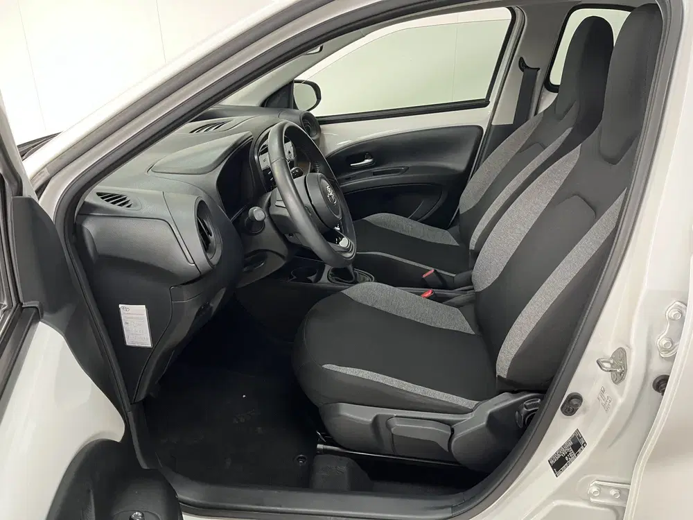 Toyota Aygo X 1.0 VVT-i MT Play Apple Carplay Camera NAP uit 2023, foto 5