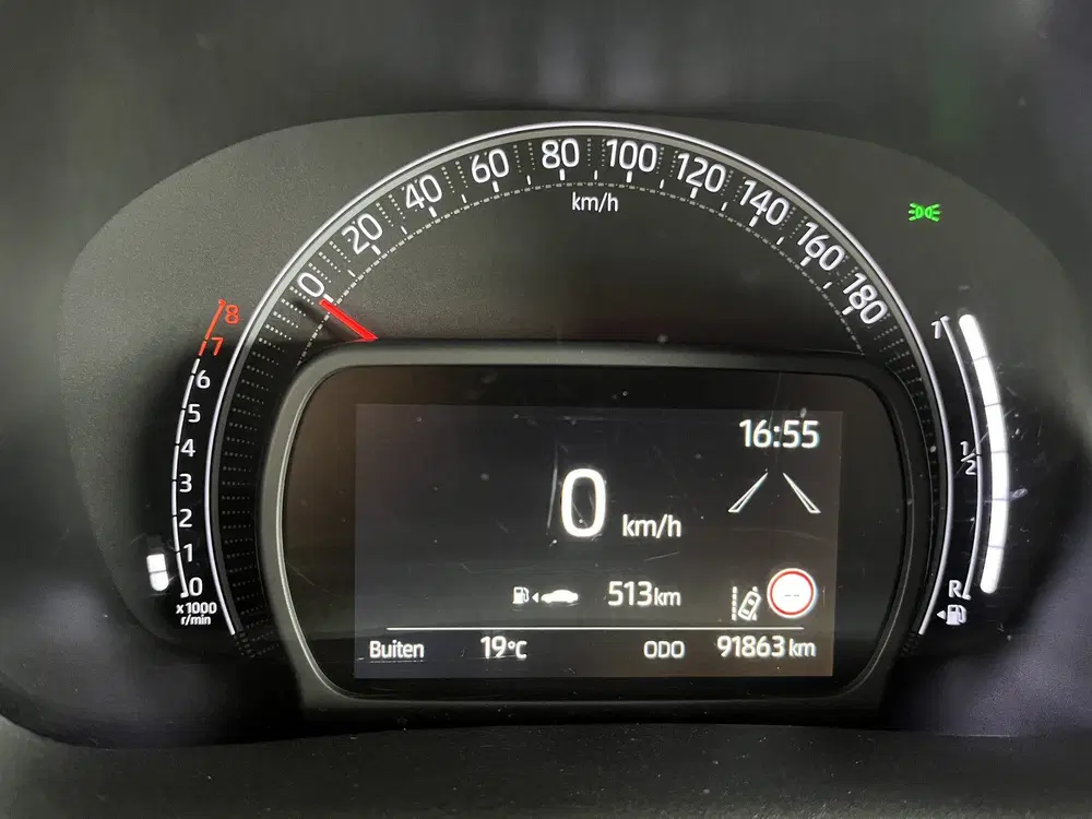 Toyota Aygo X 1.0 VVT-i MT Play Apple Carplay Camera NAP uit 2023, foto 13
