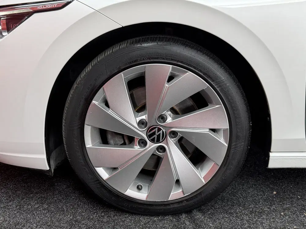 Volkswagen Golf 1.5 eTSI Style uit 2020, foto 10