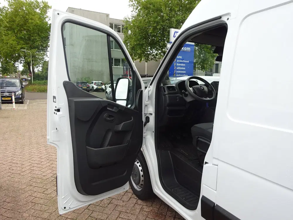 Renault Master T35 2.3 dCi 135 L2H2 Comfort Groot NAVI AI uit 2021, foto 11
