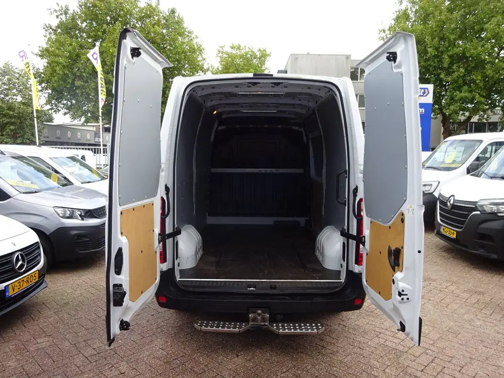 Renault Master T35 2.3 dCi 135 L2H2 Comfort Groot NAVI AI uit 2021, foto 9