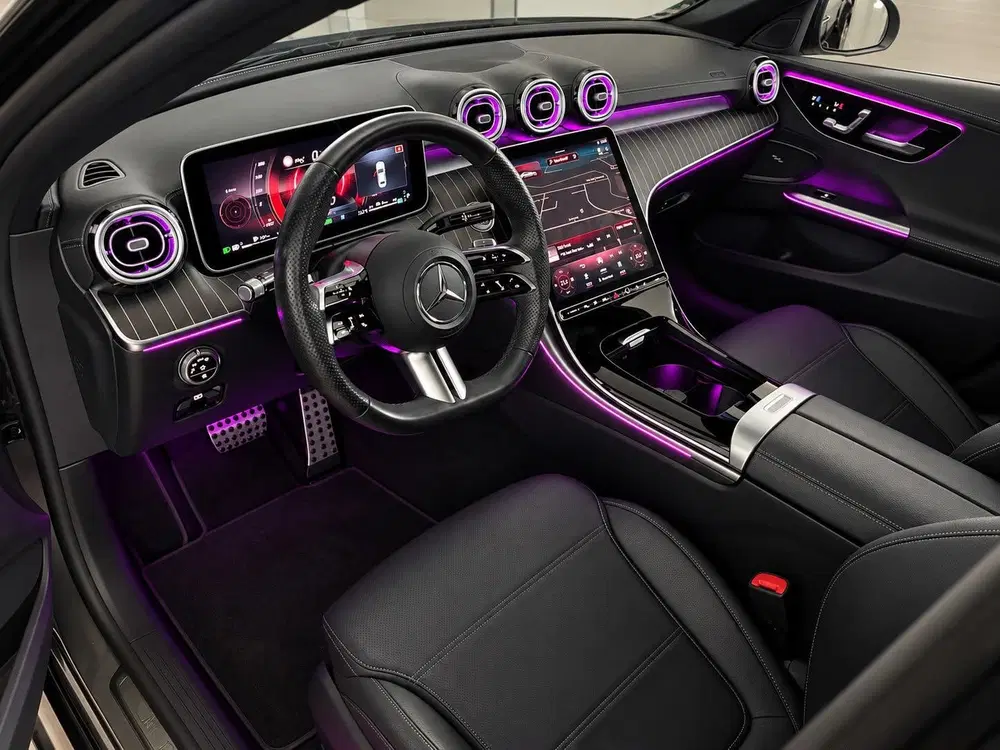 Mercedes-Benz C-Klasse 300 e AMG Line Pano uit 2023, foto 8
