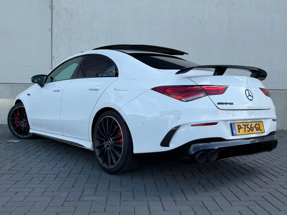 Mercedes-Benz CLA AMG 35 4MATIC Milltek Carbon Pano uit 2020, foto 5