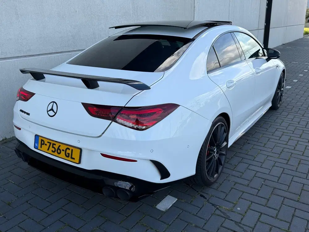 Mercedes-Benz CLA AMG 35 4MATIC Milltek Carbon Pano uit 2020, foto 7