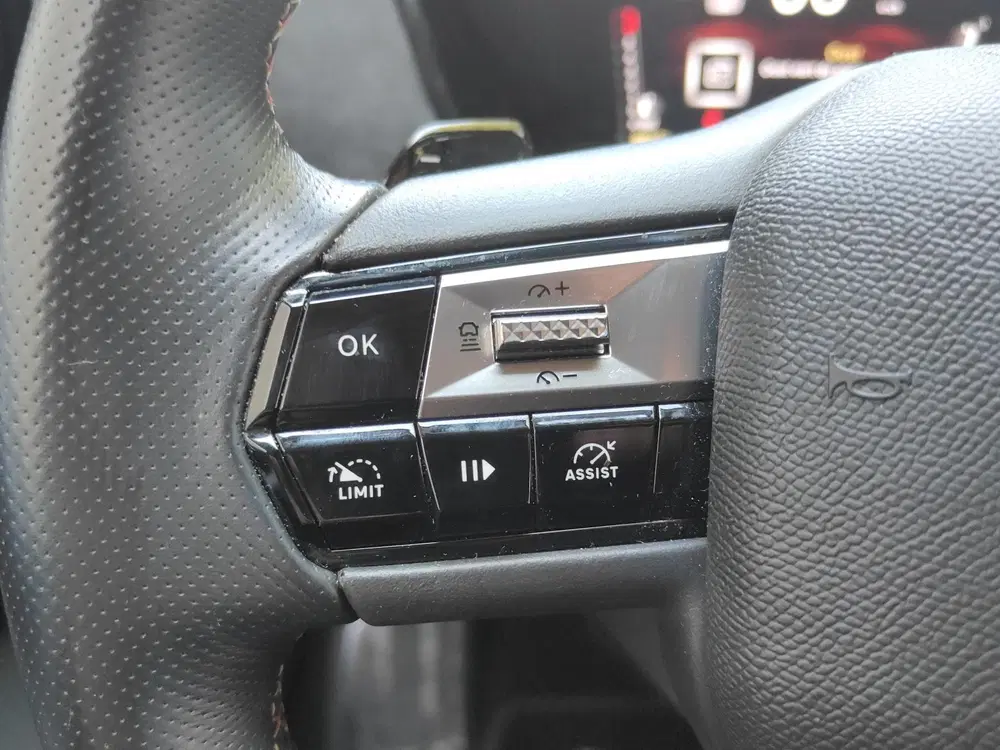 DS Automobiles DS 4 DS 4 1.2 PureTech Performance Line Trekhaa uit 2024, foto 14
