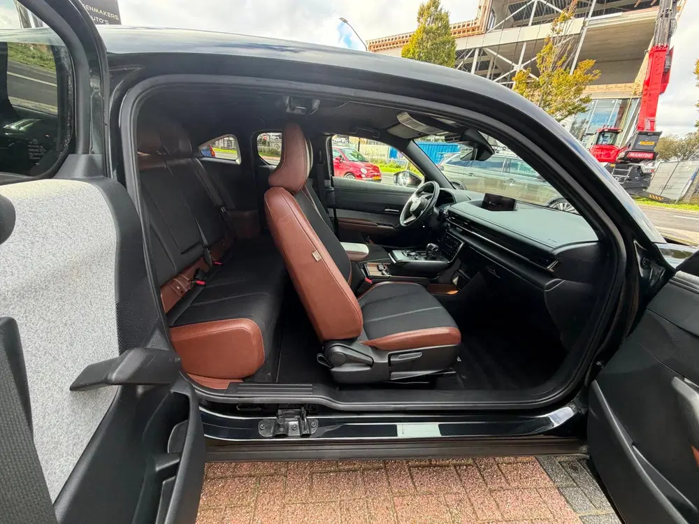 Mazda MX-30 E-SkyActiv EV 145 Advantage 36 kWh CAM uit 2023, foto 10