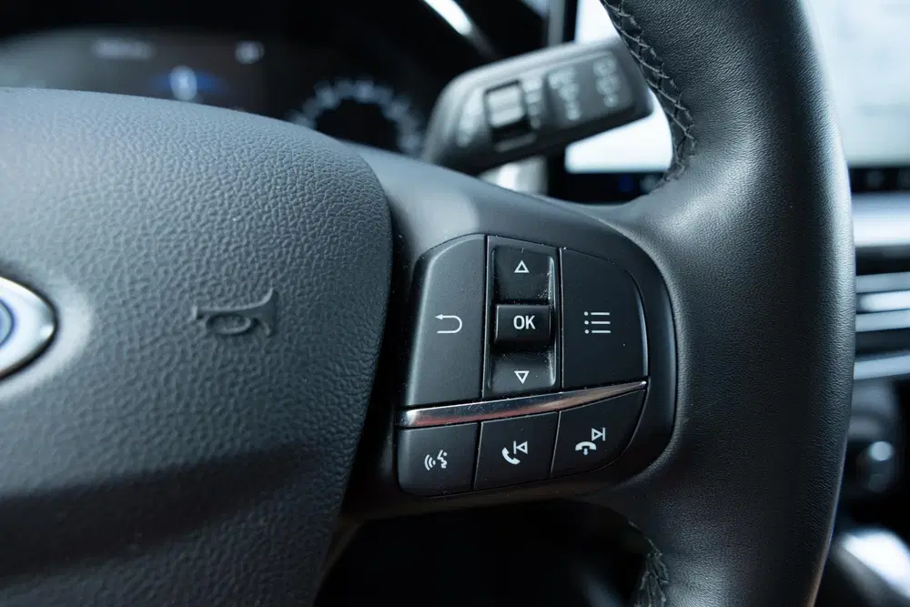 Ford Focus 1.0 EcoBoost Hybrid 155 Titanium uit 2024, foto 8