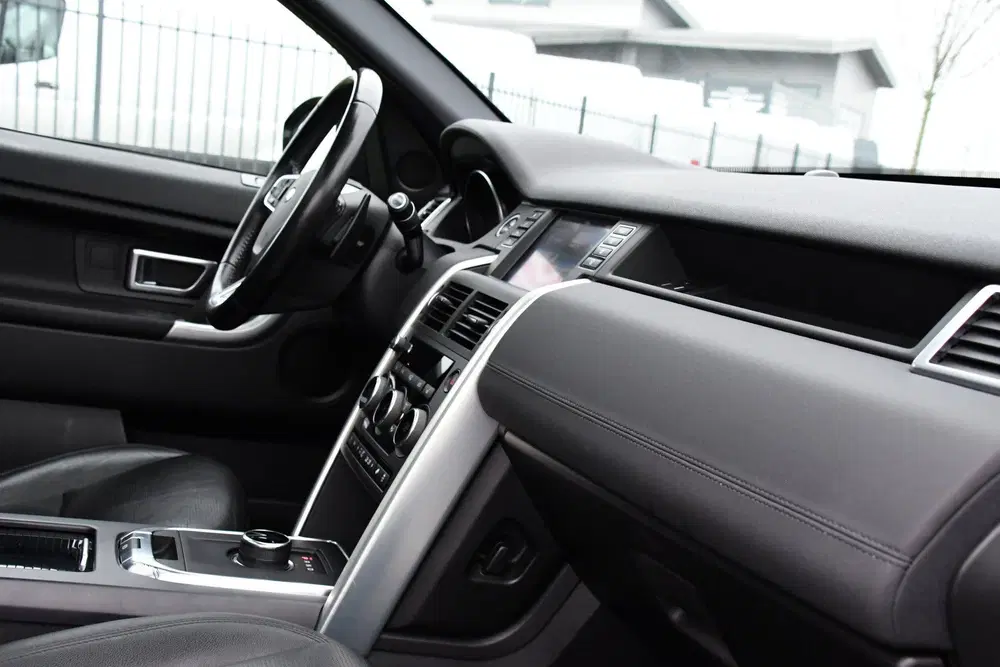 Land Rover Discovery Sport 2.0 TD4 HSE Camera uit 2019, foto 15