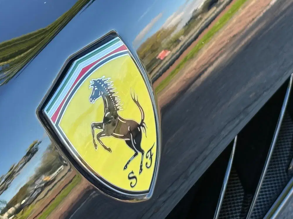 Ferrari GTC4 Lusso 6.3 V12 690PK 4WD uit 2020, foto 10