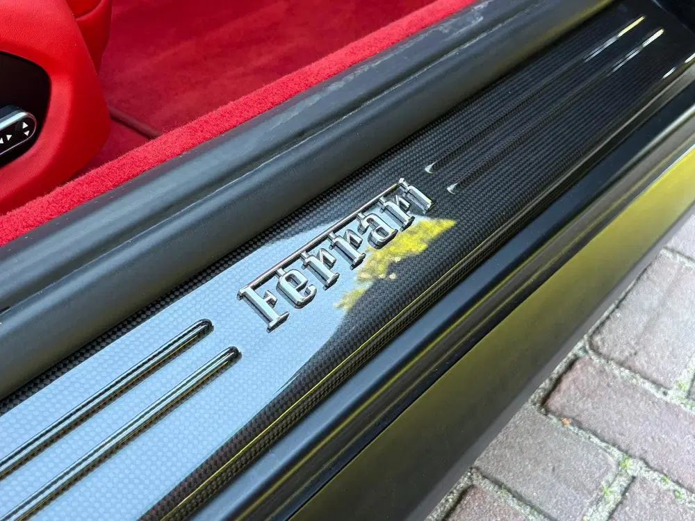 Ferrari GTC4 Lusso 6.3 V12 690PK 4WD uit 2020, foto 11