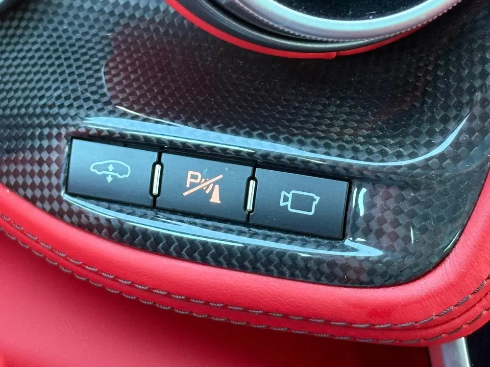 Ferrari GTC4 Lusso 6.3 V12 690PK 4WD uit 2020, foto 13