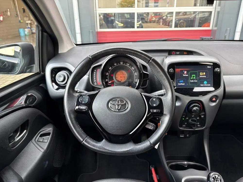 Toyota Aygo 1.0 VVT-i x-play cabrio AIRCO uit 2021, foto 13