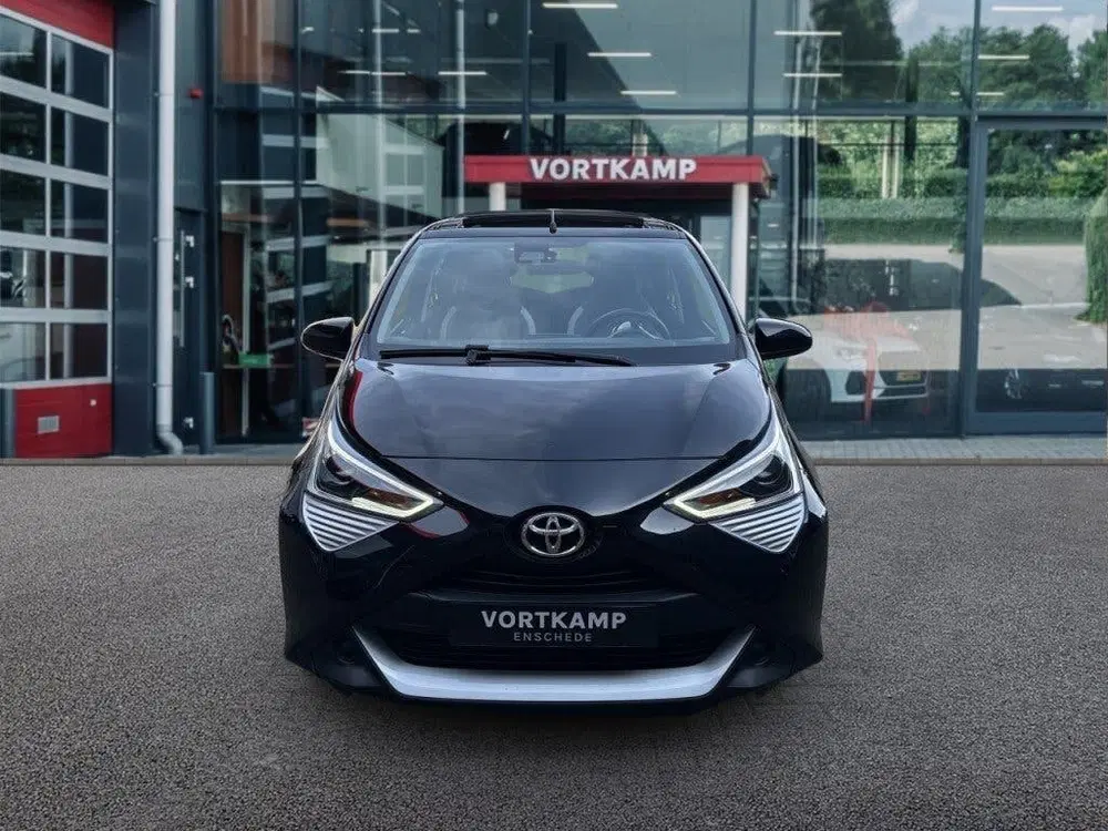 Toyota Aygo 1.0 VVT-i x-play cabrio AIRCO uit 2021, foto 2