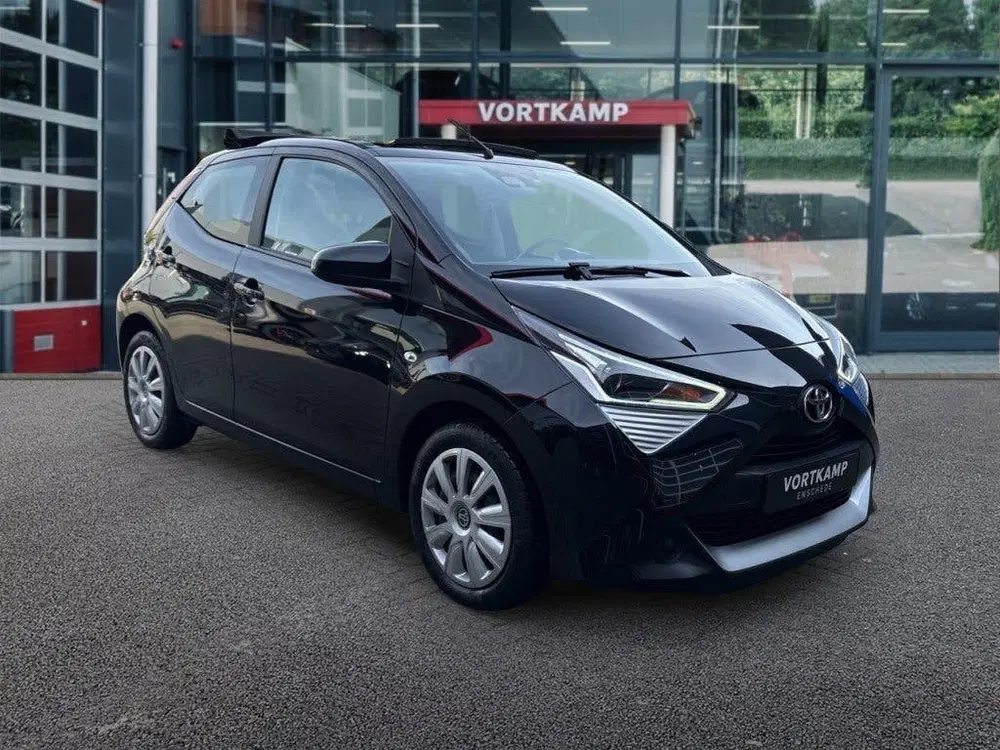 Toyota Aygo 1.0 VVT-i x-play cabrio AIRCO uit 2021, foto 3