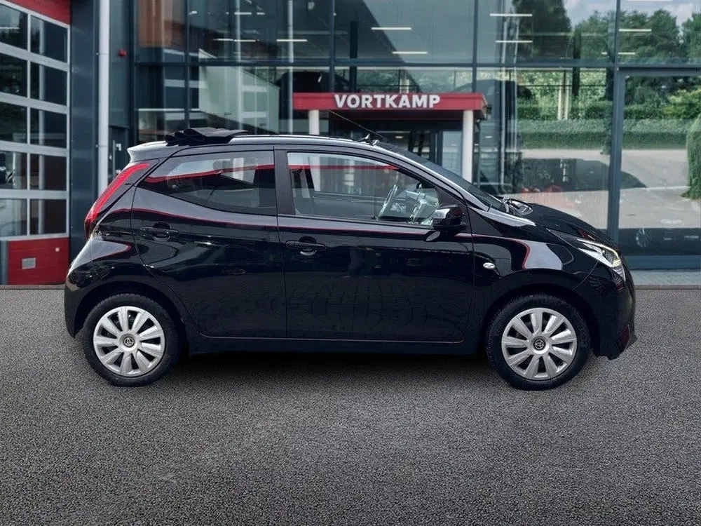 Toyota Aygo 1.0 VVT-i x-play cabrio AIRCO uit 2021, foto 4