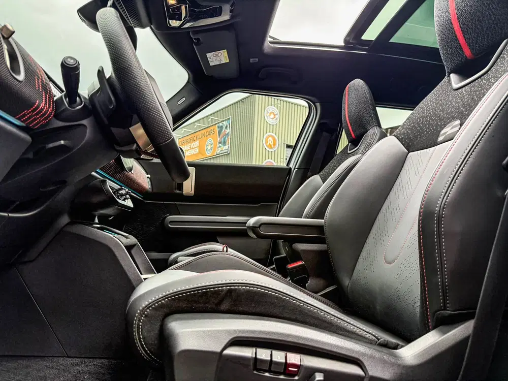 Mini Countryman Mini Countryman 1.5 C John Cooper Works XL uit 2025, foto 10
