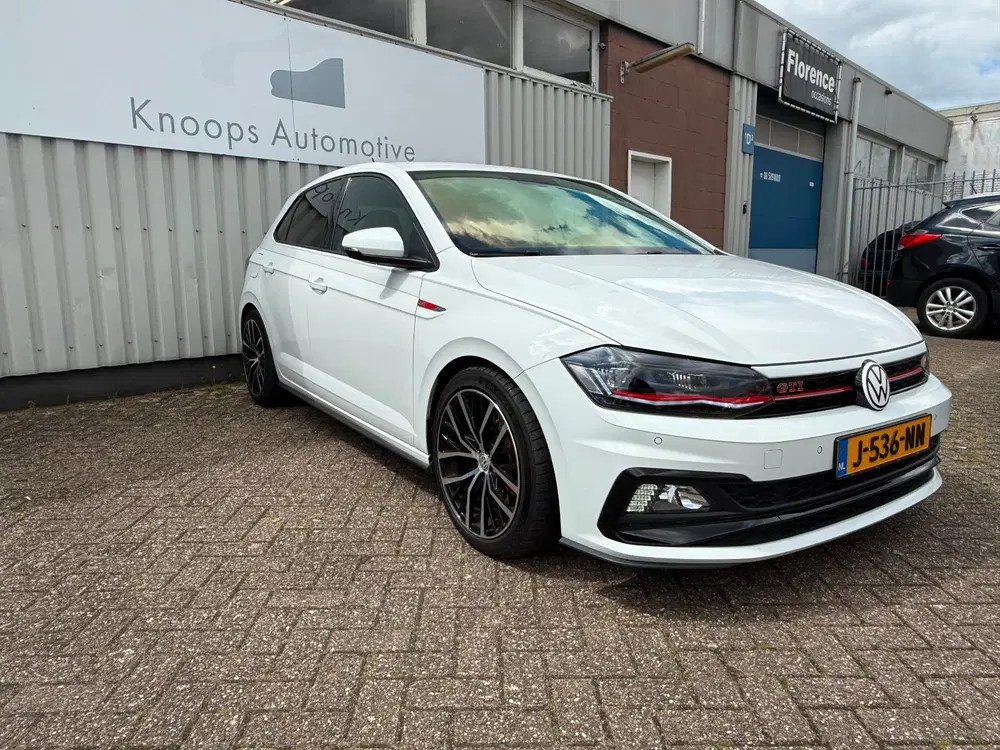 Volkswagen Polo 2.0 TSI GTI 5d Carplay DSG 250pk Chiptunin uit 2019, foto 3
