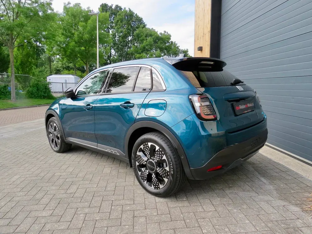 Fiat 600e La Prima 54 kWh *Full option *Leder *Stoel uit 2025, foto 2