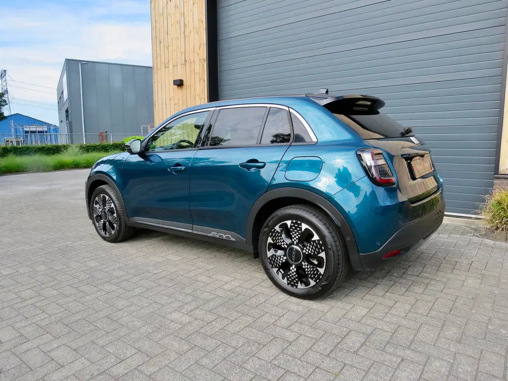 Fiat 600e La Prima 54 kWh *Full option *Leder *Stoel uit 2025, foto 5