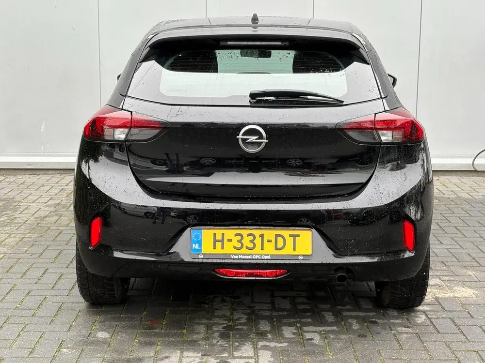 Opel Corsa 1.2 Black Edition uit 2020, foto 13