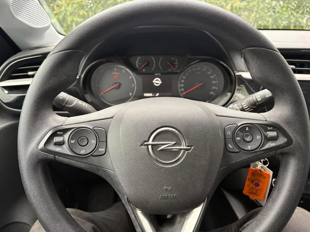 Opel Corsa 1.2 Black Edition uit 2020, foto 8