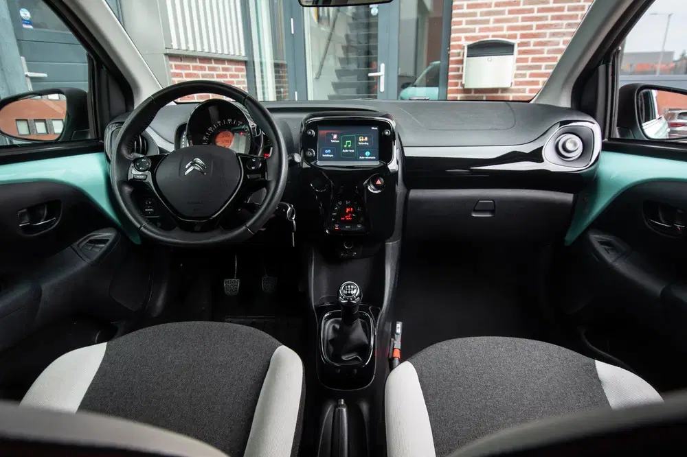 Citroën C1 Citroen C1 1.0 VTi Airscape Shine uit 2020, foto 3