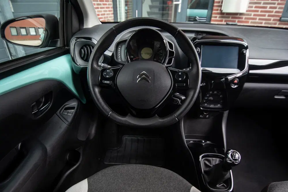 Citroën C1 Citroen C1 1.0 VTi Airscape Shine uit 2020, foto 4