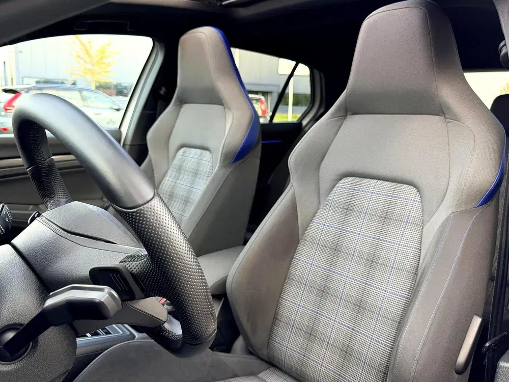 Volkswagen Golf 1.4 eHybrid GTE 245PK uit 2020, foto 3