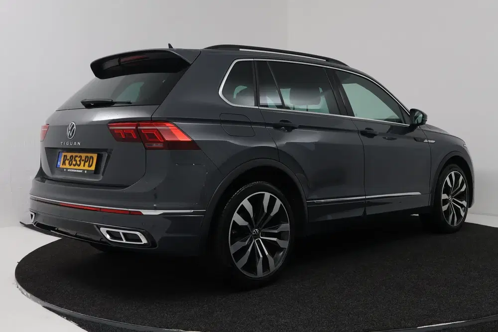 Volkswagen Tiguan 1.5 TSI R-Line Business+ (STOELVERWARMING uit 2020, foto 12