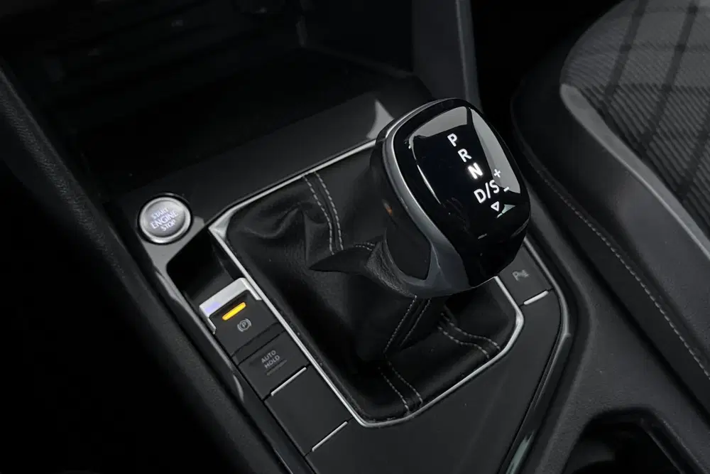 Volkswagen Tiguan 1.5 TSI R-Line Business+ (STOELVERWARMING uit 2020, foto 13